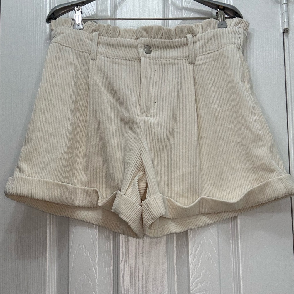 Kittenish Cream High Waist Shorts Tailored Design